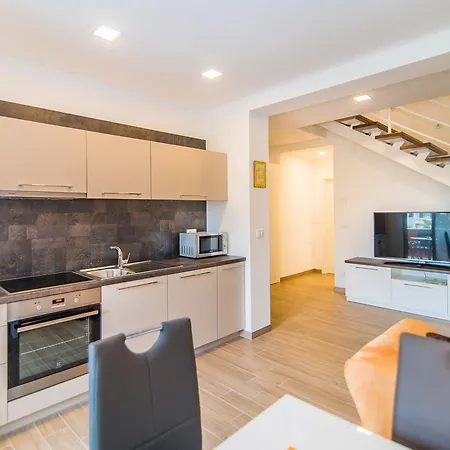 Guest house Milohanic Luxury 4*