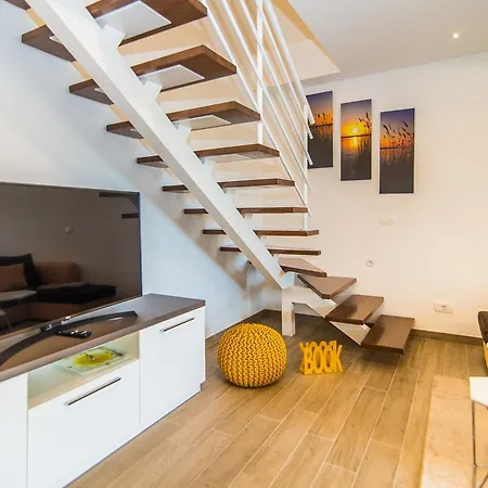 Guest house Milohanic Luxury 4*